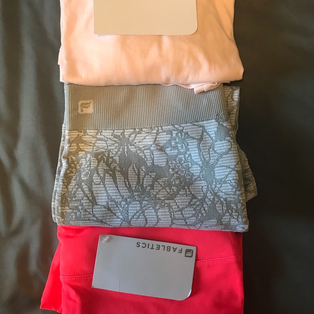 Fabeltics workout pack!  2 New with tags - Picture 5 of 5